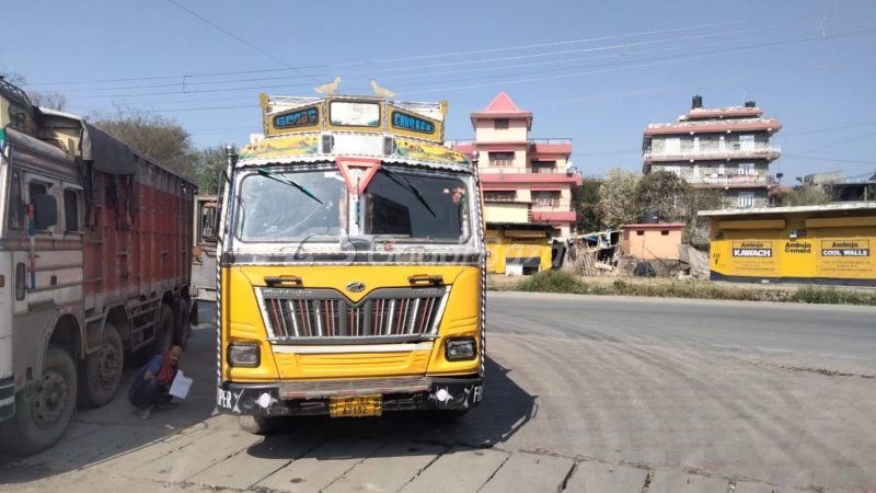 MAHINDRA TRUXO 31