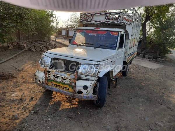 MAHINDRA Bolero Maxitruck CNG