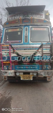 ASHOK LEYLAND 3718