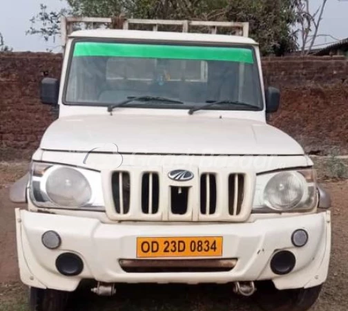 MAHINDRA Bolero Pik-Up