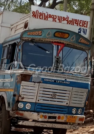 ASHOK LEYLAND 3118 LA (Super)