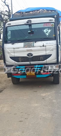 TATA MOTORS SIGNA 2823 K