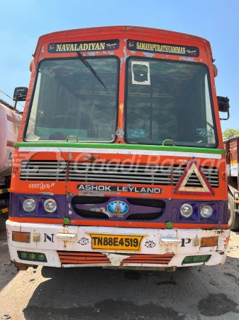 ASHOK LEYLAND 2818