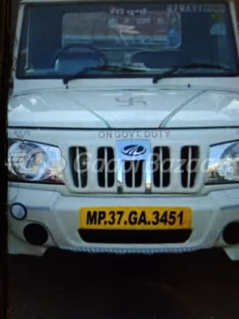 MAHINDRA Bolero Pik-Up