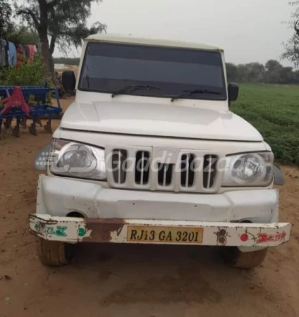 MAHINDRA Bolero Camper