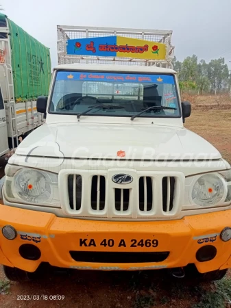 MAHINDRA Bolero Pik-Up