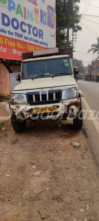 MAHINDRA Bolero Pik-Up