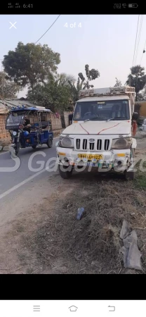 MAHINDRA Bolero Pik-Up