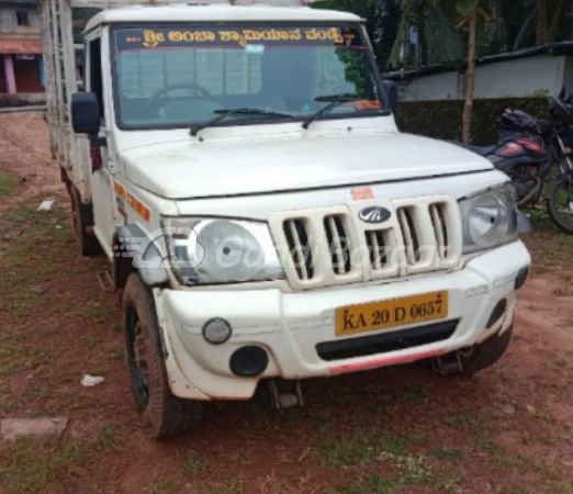 MAHINDRA Bolero Maxitruck Plus