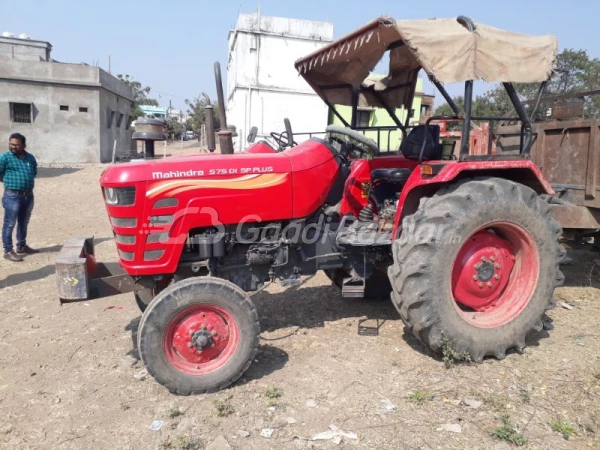 MAHINDRA 575 Di Sp Plus