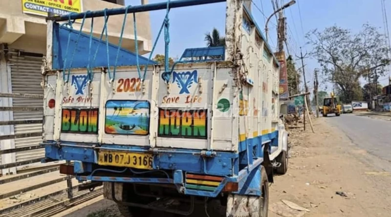 MAHINDRA Bolero Maxitruck Plus