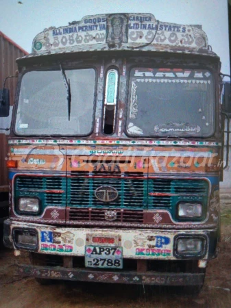 TATA MOTORS LPT 2518