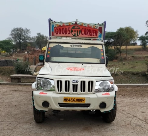 MAHINDRA Bolero Maxitruck CNG