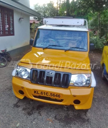 MAHINDRA Bolero Maxitruck Plus