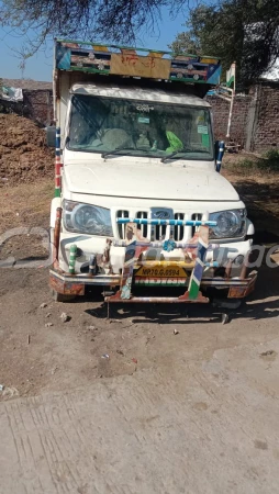 MAHINDRA Bolero Maxitruck Plus