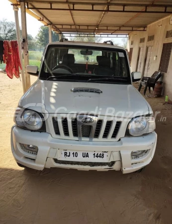 MAHINDRA Scorpio [2009-2014]