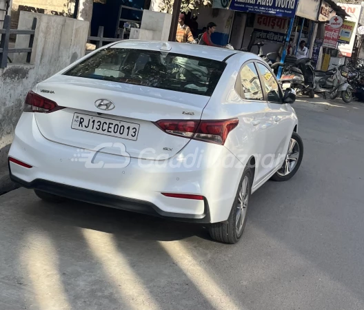 HYUNDAI VERNA