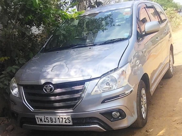 TOYOTA Innova [2015-2016]