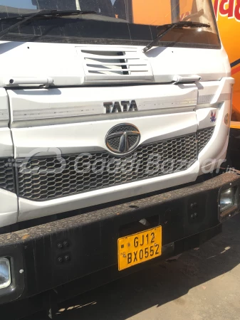 TATA MOTORS  SIGNA 4923