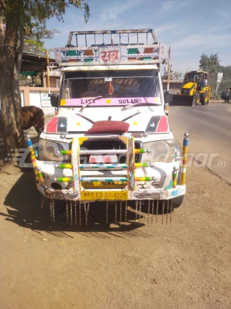 MAHINDRA MAXX