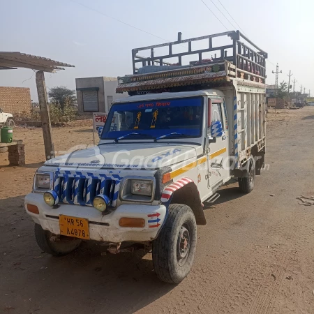 MAHINDRA Bolero Camper