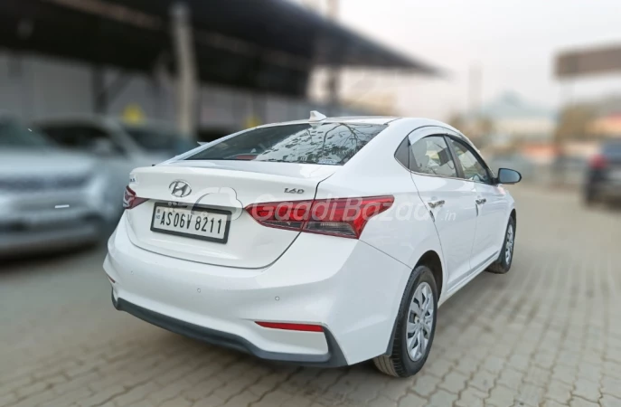 HYUNDAI VERNA