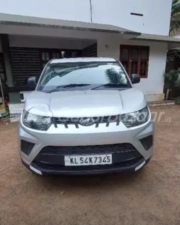 MAHINDRA KUV100 NXT