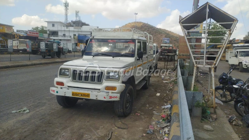 MAHINDRA Bolero Camper