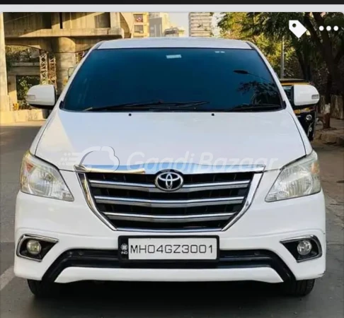 TOYOTA Innova [2015-2016]