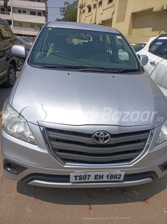 TOYOTA INNOVA