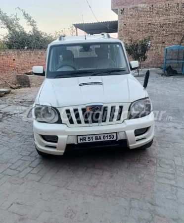 MAHINDRA SCORPIO