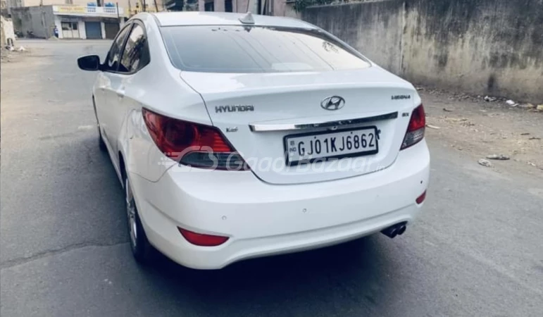 HYUNDAI VERNA