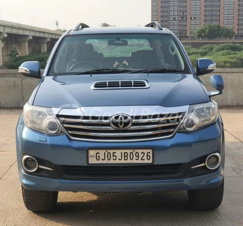 TOYOTA FORTUNER