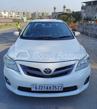 TOYOTA Corolla Altis