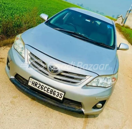 TOYOTA Corolla Altis