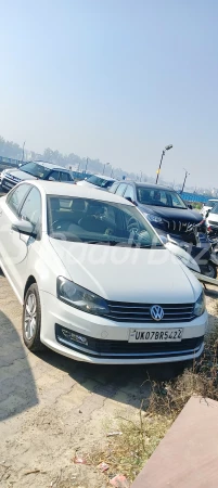 VOLKSWAGEN VENTO