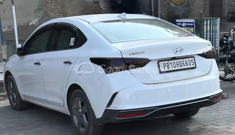 HYUNDAI VERNA