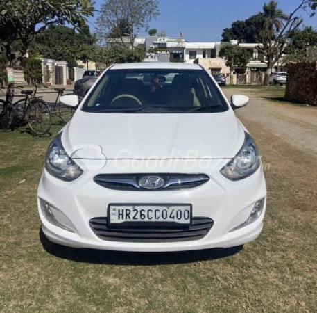 HYUNDAI VERNA