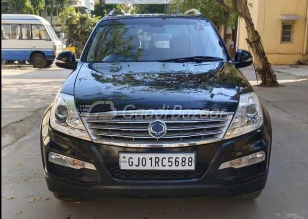 MAHINDRA Ssangyong Rexton