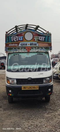 MAHINDRA SUPRO MAXITRUCK