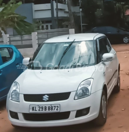 MARUTI SUZUKI SWIFT