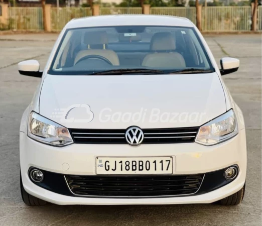 VOLKSWAGEN Vento [2010-2012]