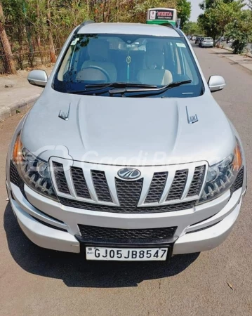 MAHINDRA XUV500