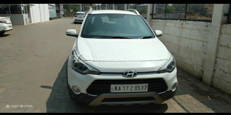 HYUNDAI i20 Active