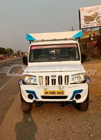 MAHINDRA Bolero Maxitruck Plus