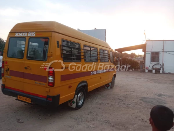 FORCE MOTORS TRAVELLER 26