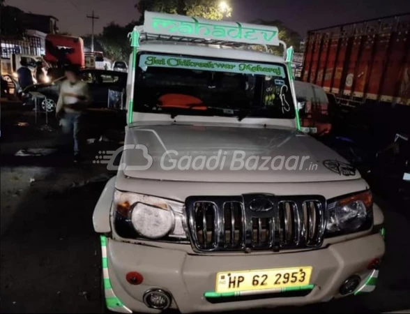 MAHINDRA Bolero Camper