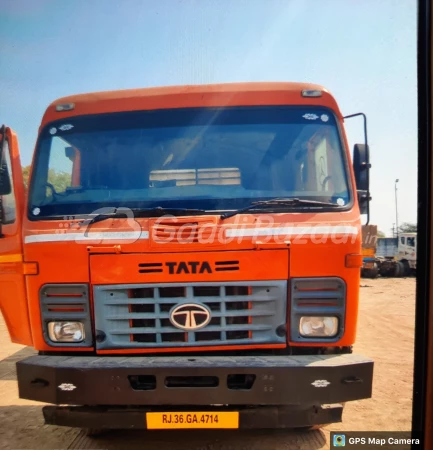 TATA MOTORS  SIGNA 4923