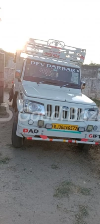 MAHINDRA Bolero Pik-Up