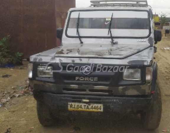 Force Motors TRAX
